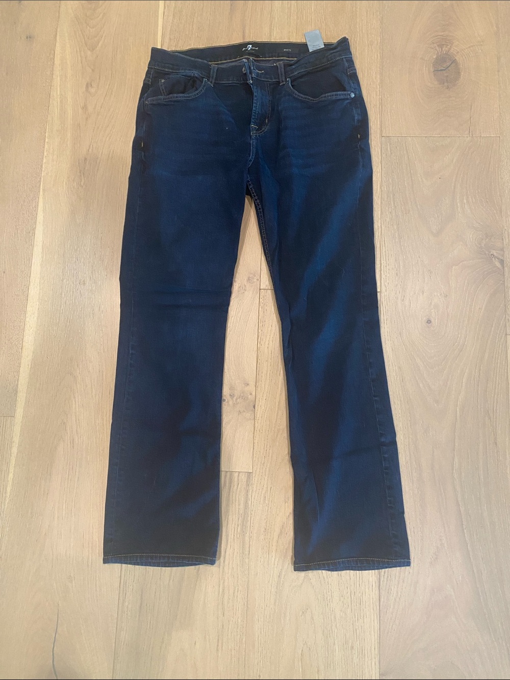 Men’s 7 Brett Bootcut Jeans 33 with a 31 and a half inch inseam